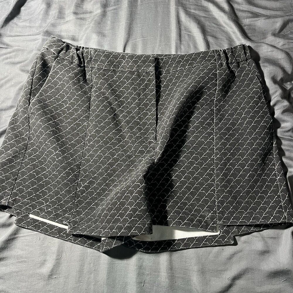 Armani Exchange Chino Shorts Women’s Black/White Size 12 Polyblend